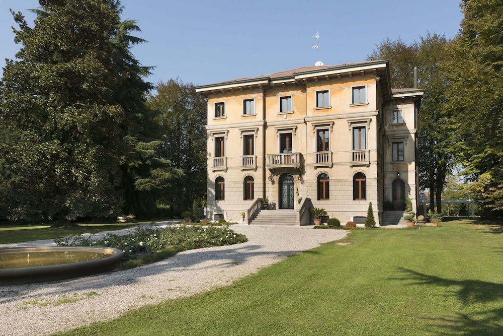 Villa Paola in Padova -1 estrellas en Sabbioncello