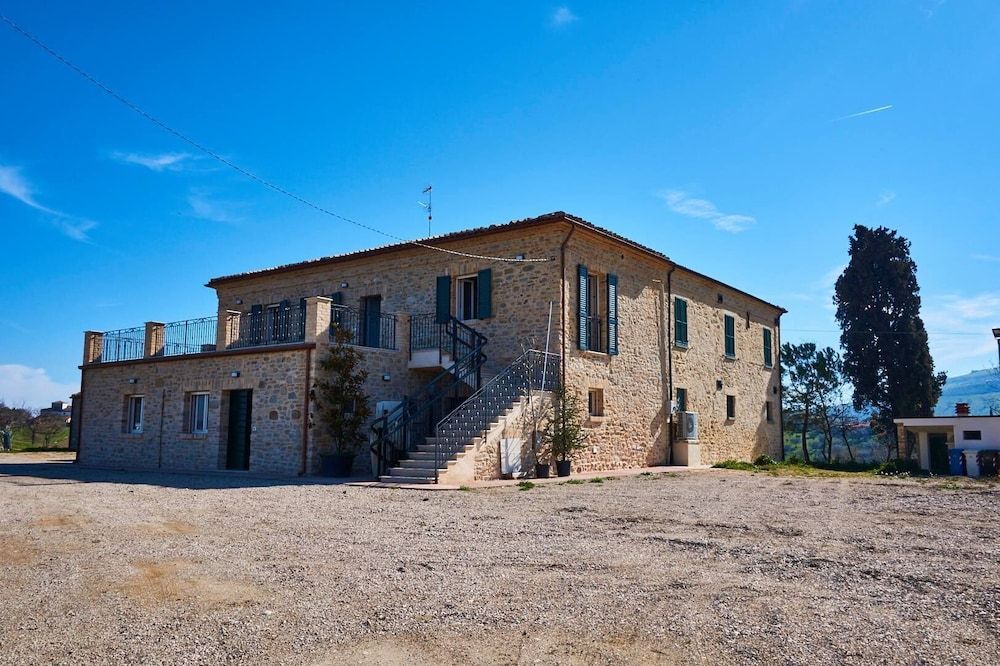 B&B Azienda Perconti -1 estrellas en Cellino Attanasio