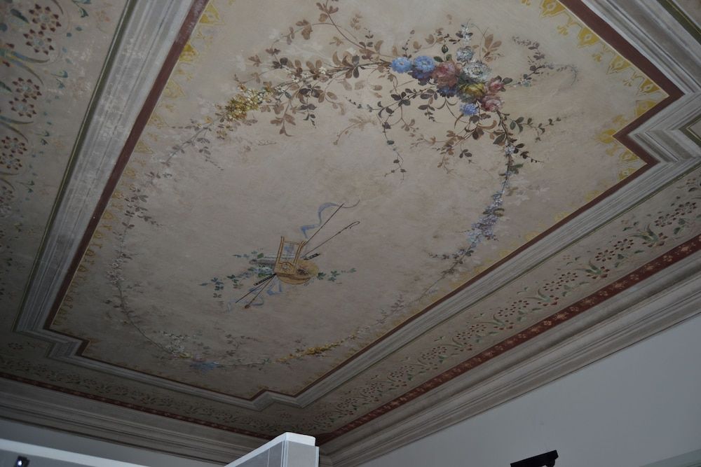 Palazzo Roberti -1 estrellas en Monte San Giusto