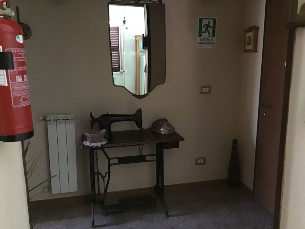 Achirina Bed and Breakfast -1 estrellas en Cisterna di Latina