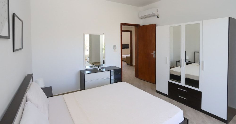 Prime Holidays Amwaj 3