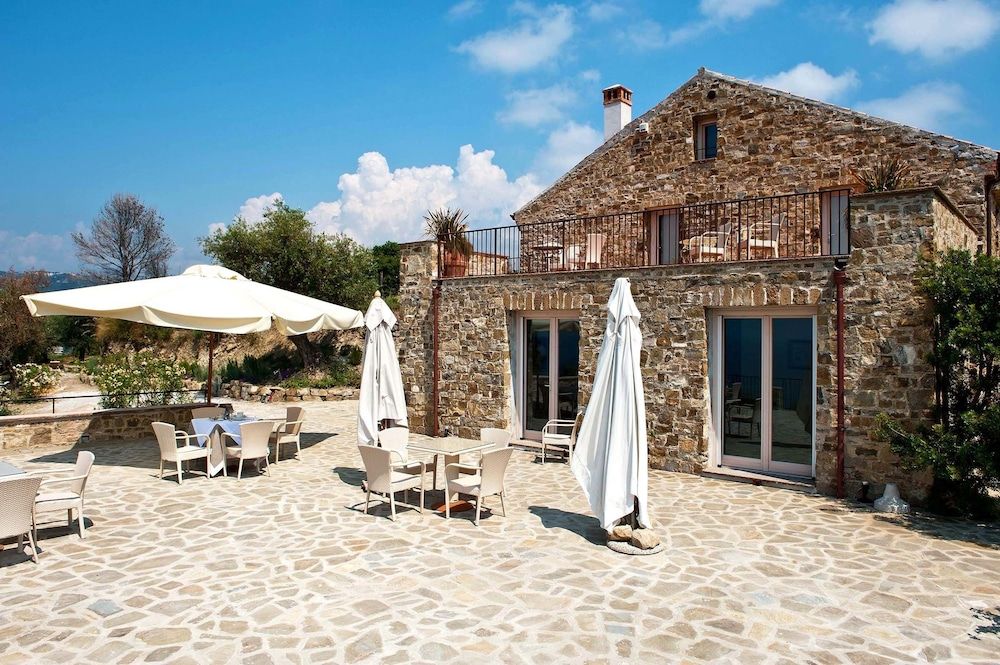 Rupe Alta Home -1 estrellas en San Marco di Castellabate