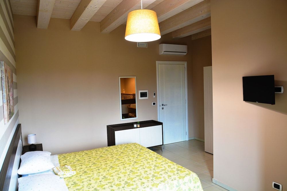 Le Due Noci Bed and Breakfast 2