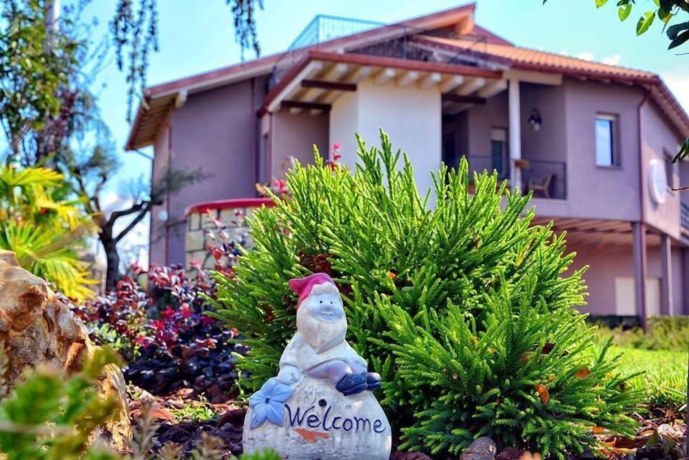 Le Due Noci Bed and Breakfast -1 estrellas en Grottaminarda