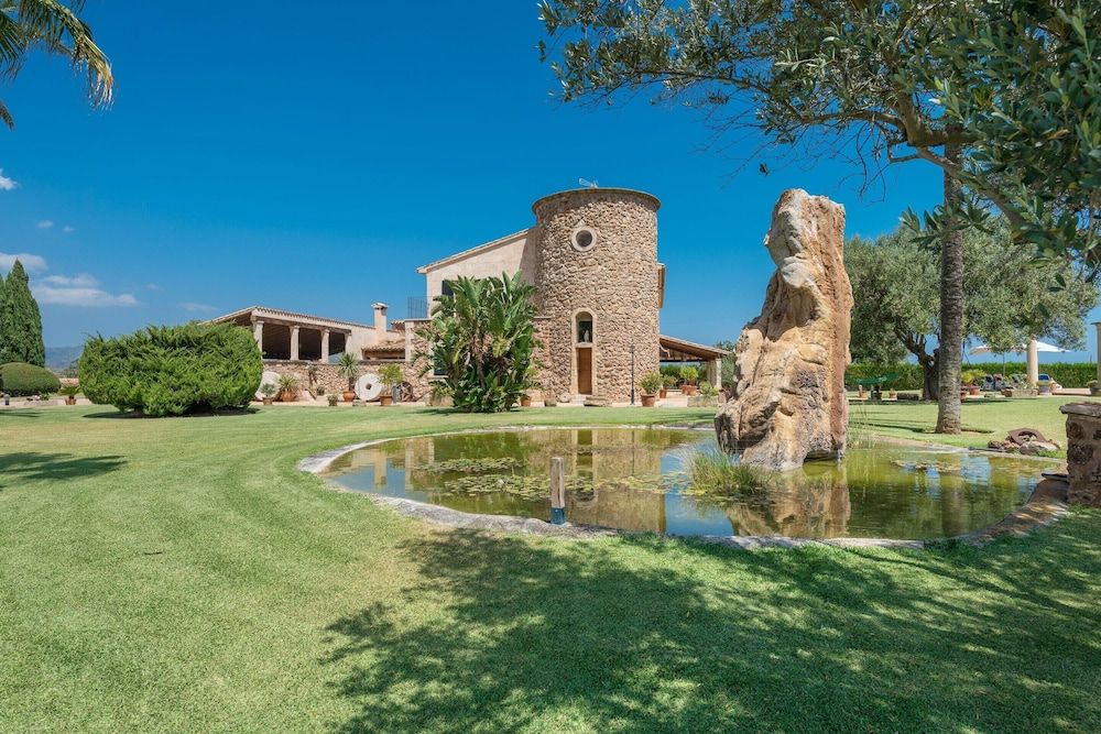 Can Colis - Villa With Private Pool In Sa Pobla -1 estrellas en La Puebla