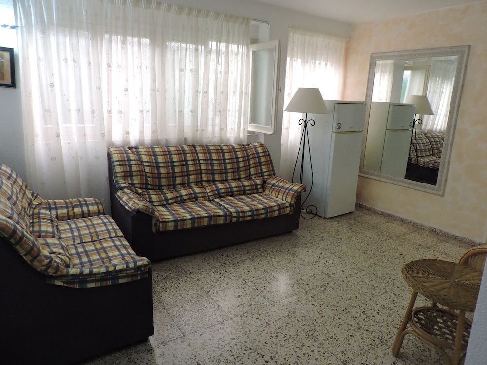 Hostal Monreal 3