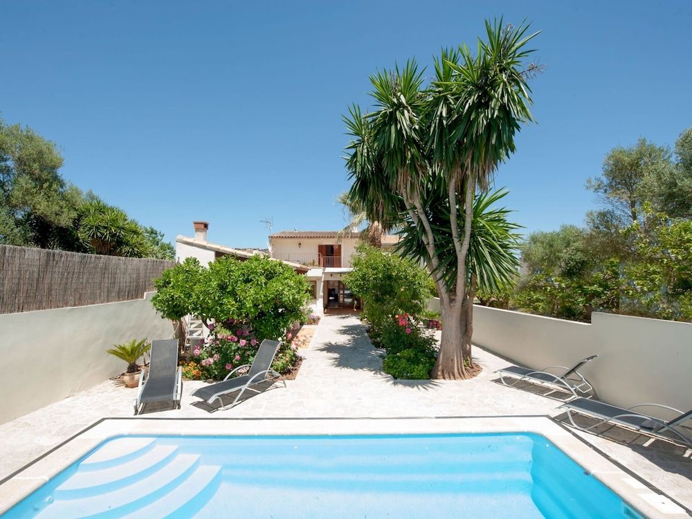 Woodhouse - Villa With Private Pool In Ariany -1 estrellas en Ariañy