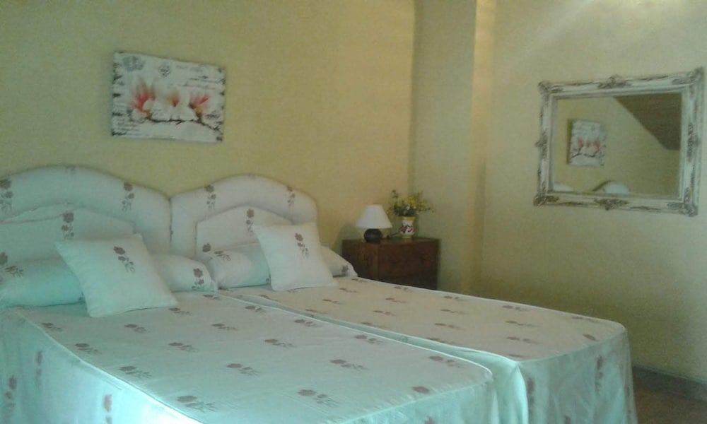 Country Houses Santa Ana de la Sierra 3