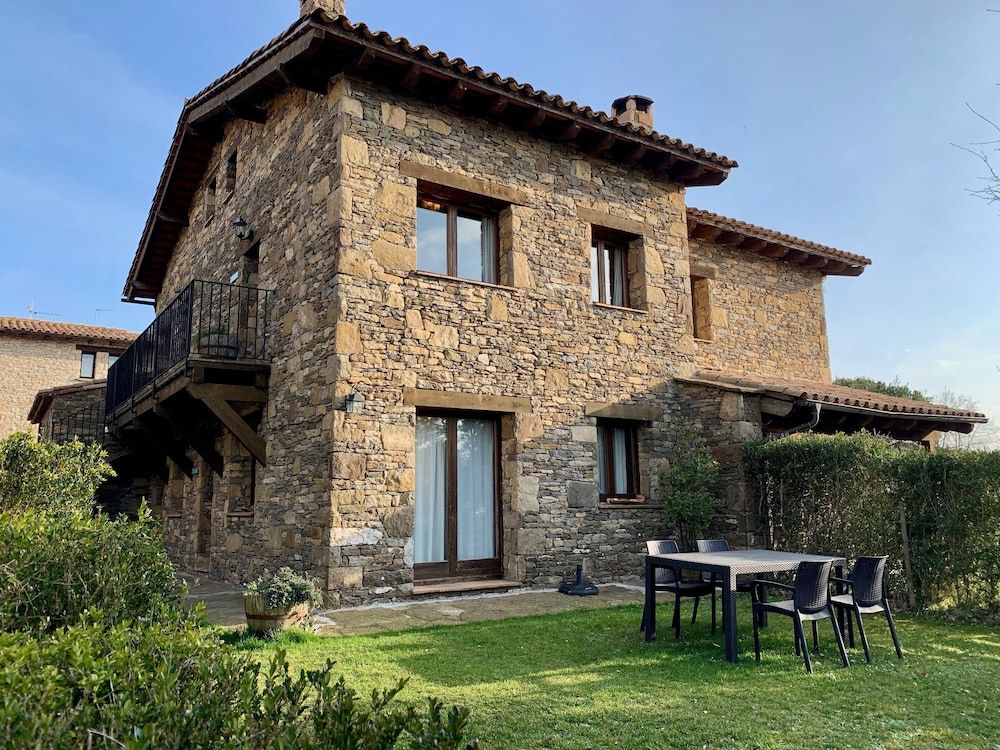 Apartaments l'Alzina Tavertet -1 estrellas en Tavertet