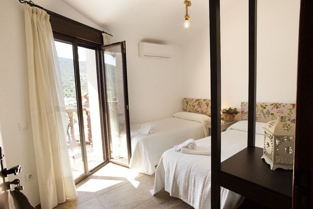 LA POSADA DE LA MUELA 3
