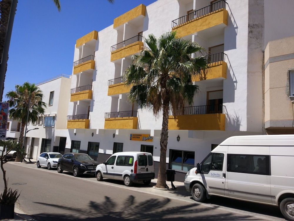 Hospederia Montes -1 estrellas en Níjar