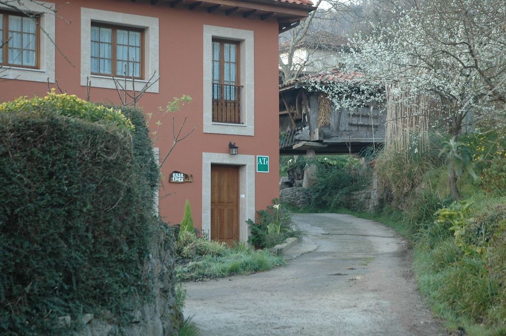 Casa Inés -1 estrellas en Puelles