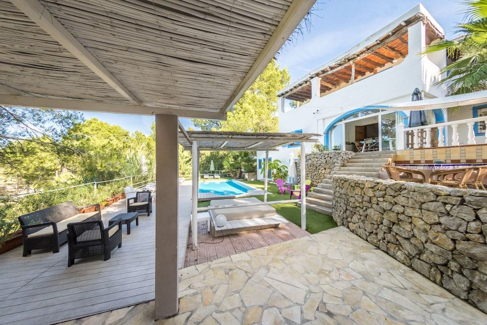 Villa Montecristo -1 estrellas en San Rafael de la Cruz