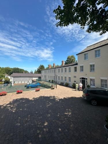 St Winefride's Guesthouse 3