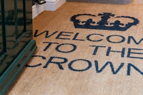 The Crown Pub and Hotel 2