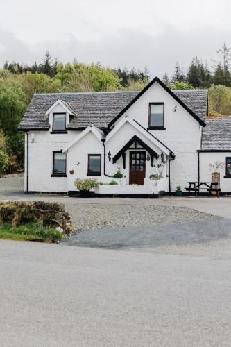 Inn at Port nan Gael 2