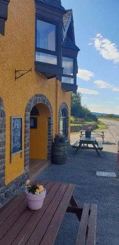 The Dundonnell Hotel 2
