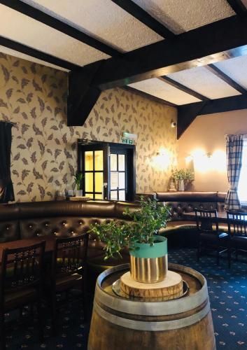 The Aberdeen Arms Hotel 3