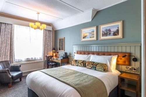 The Swan Inn by Innkeeper's Collection 3