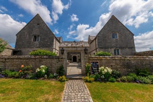 Mortons Manor 2