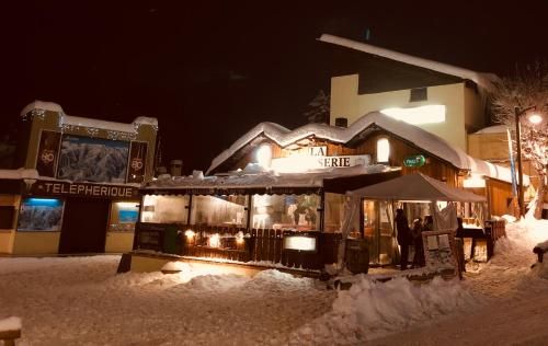 Hotel Edelweiss 2