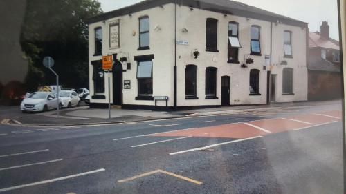 Kings arms hotel -1 étoiles à Farnworth