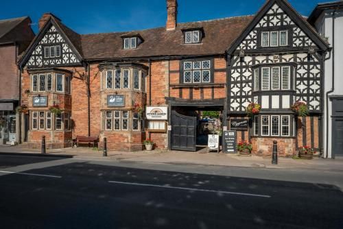 The White Swan Hotel Bar & Restaurant 2