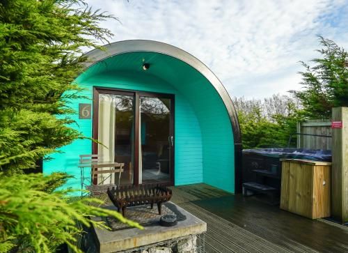Original Glamping Pod with Hot Tub 3