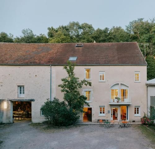 La Boule d'Or - Auberge créative -1 estrellas en Clamecy