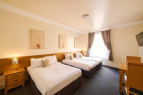 Rooms At 95 Long Street 2
