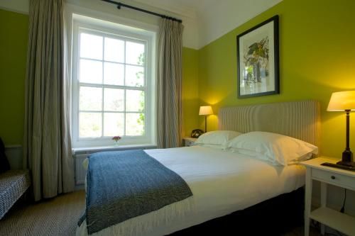 The Manor at Sway – Hotel, Restaurant and Gardens 2