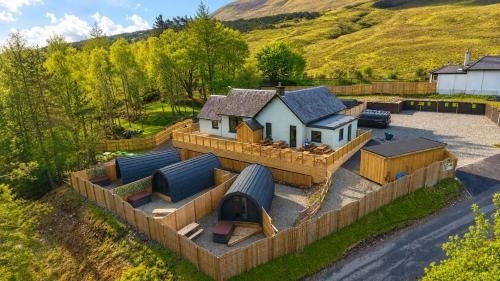 60 Mile Inn - Luxury Pods with Hot Tubs -1 estrelas em Bridge of Orchy