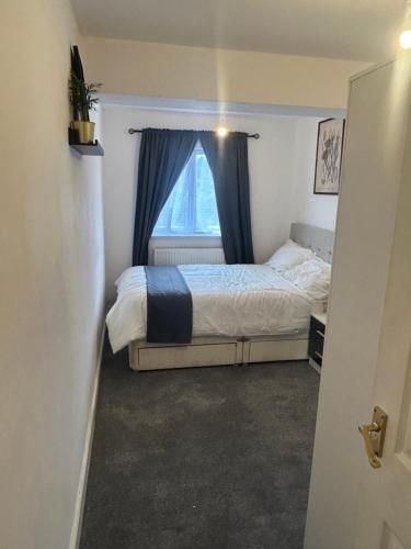 Snug room II in Wellingborough 3