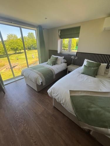 Forest Hills Golf Club -1 estrellas en Coleford