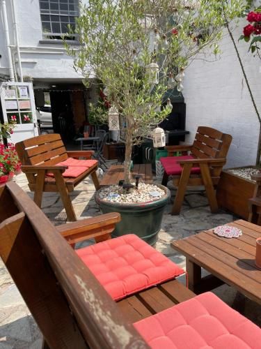 Red Lion Inn 3