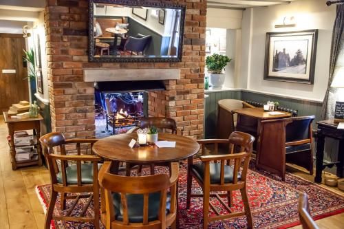 The Bell, Alderminster, Stratford-upon-Avon - Brunning and Price 3