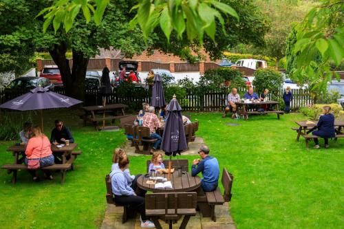 Red Lion East Chisenbury 2