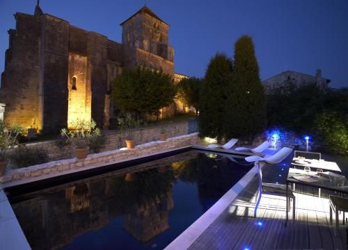 Design Hôtel des Francs Garçons 3 estrellas en Saint-Sauvant