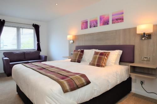 Fyne Rooms 2