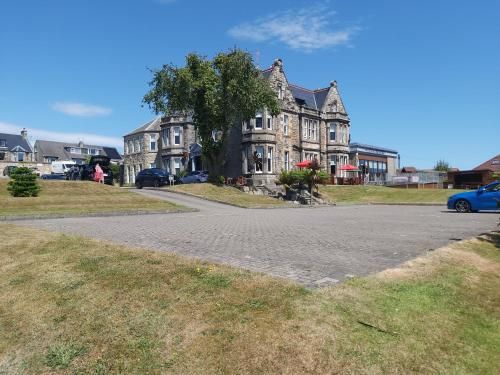 The Strathearn Hotel 2