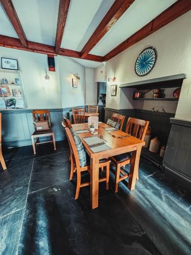 The Falcon Inn 3