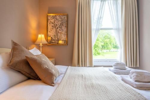 Crown Villa 3