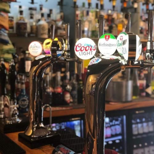 Nags Head Pub -1 estrellas en Lampeter