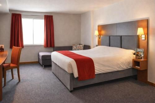 Saram Lodge Lichfield 2