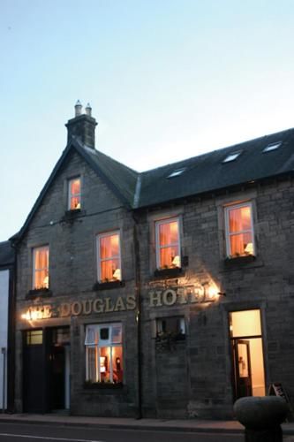 The Douglas Hotel 3