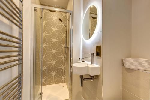 The Railway Hotel by Barefoot Retreats 3