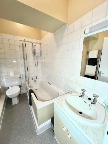 Lion Royal Hotel, Rhayader 2