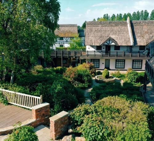 Owd Nell's Tavern 2