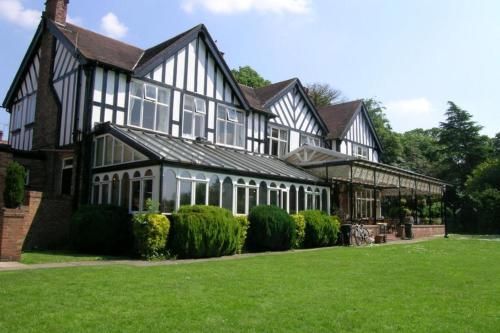The oaklands hotel 3 estrellas en Weaverham