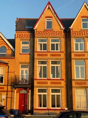 Rathmines -1 estrellas en Rhyl